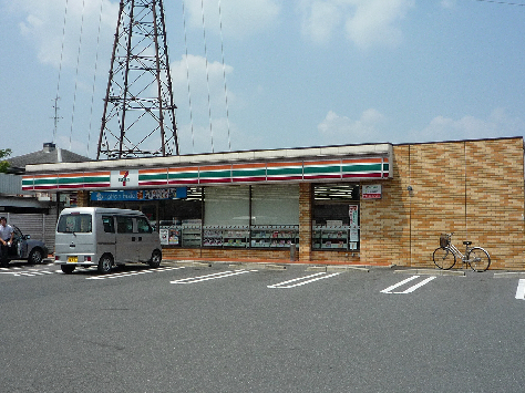 コンビニ　セブンイレブン 交野私部4丁目店（コンビニ）まで288m