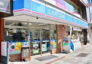 コンビニ　ローソン 岩本町三丁目店（コンビニ）まで422m