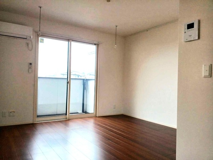 居室・リビング　図面と現状に相違がある場合には現状を優先