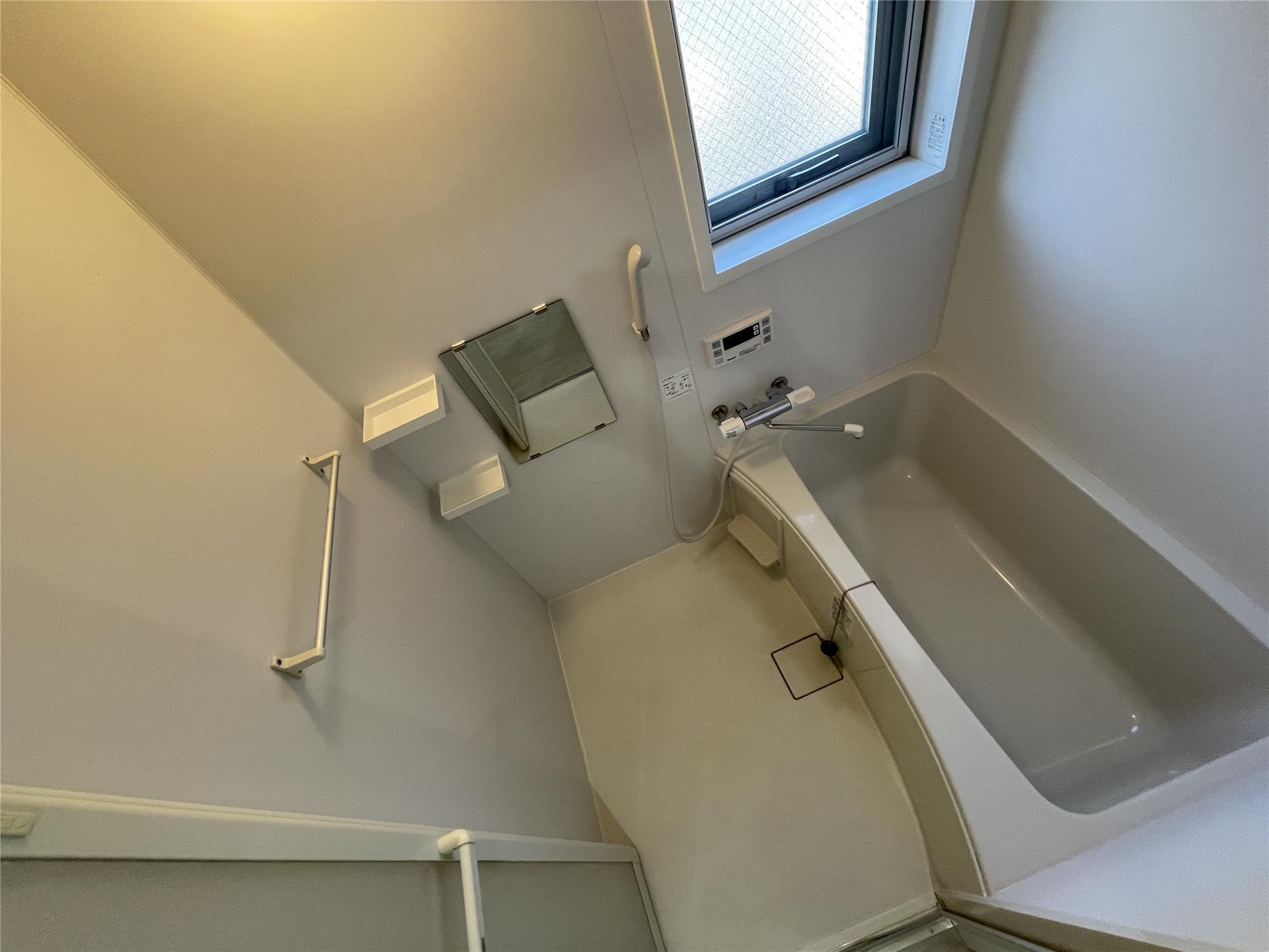 バス・シャワールーム　人気の浴室乾燥機付のバスルーム♪