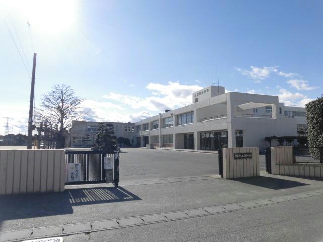 小学校　伊勢崎市立宮郷小学校（小学校）まで560m