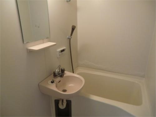 バス・シャワールーム　お風呂です