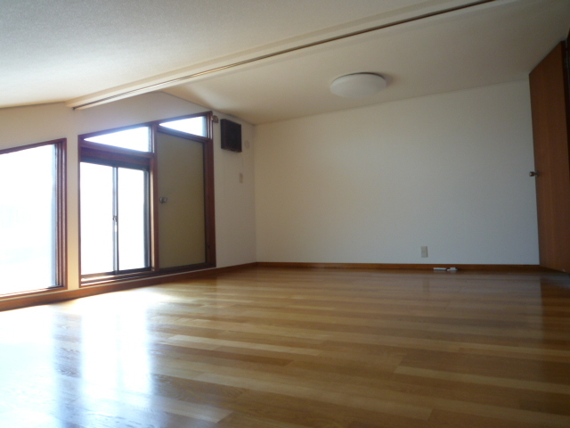 その他部屋・スペース　納戸１２帖