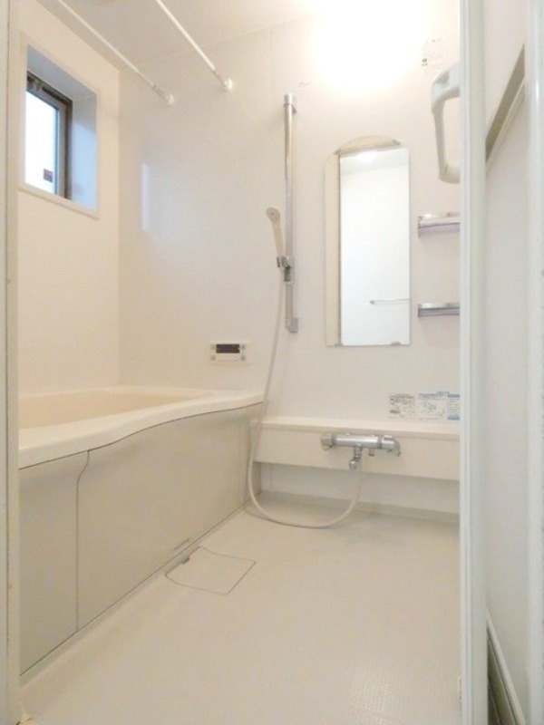 バス・シャワールーム　図面と現状に相違がある場合には現状を優先