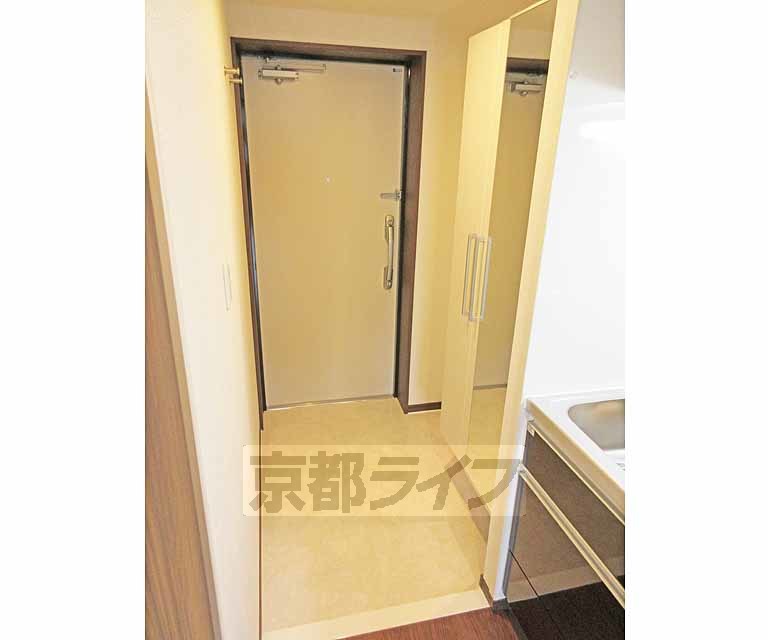 玄関　広い玄関！あかるいです！