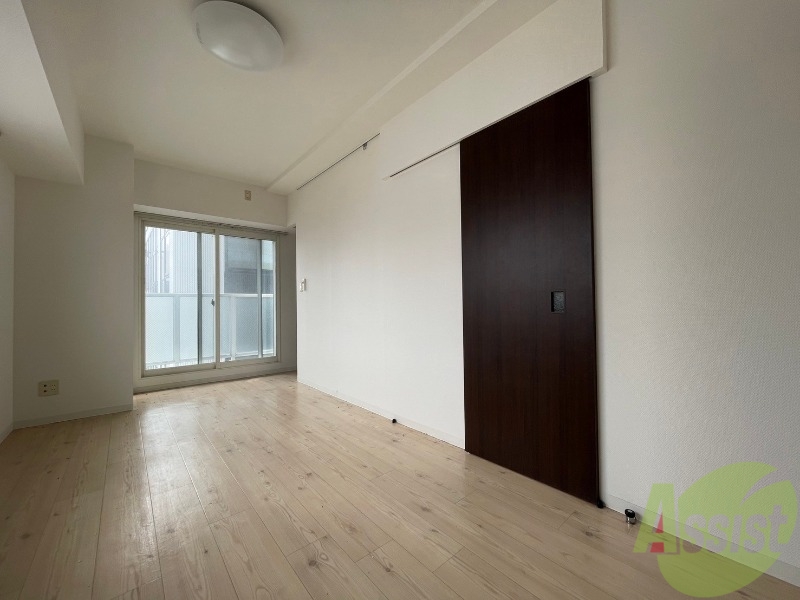 居室・リビング　広くてキレイなお部屋が広がっていて、充実した生活が送れそう。