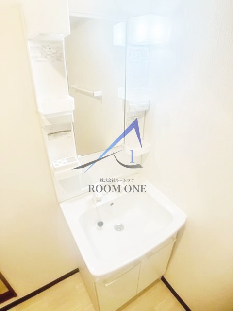 洗面設備　独立洗面台です。