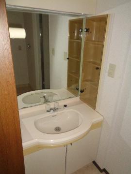 洗面設備　洗面化粧台