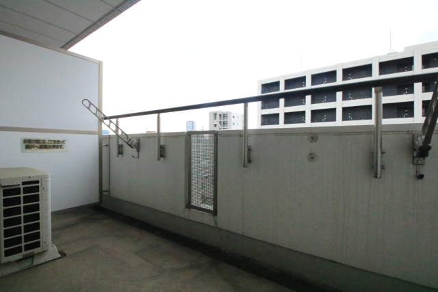 バルコニー　※別室の参考写真の為、現況優先です。