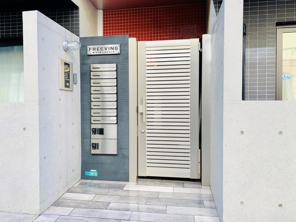 エントランス　毎日通るエントランスはこのようになっています