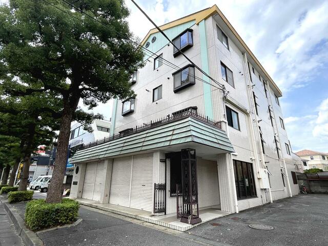 建物外観　建物外観＆エントランス