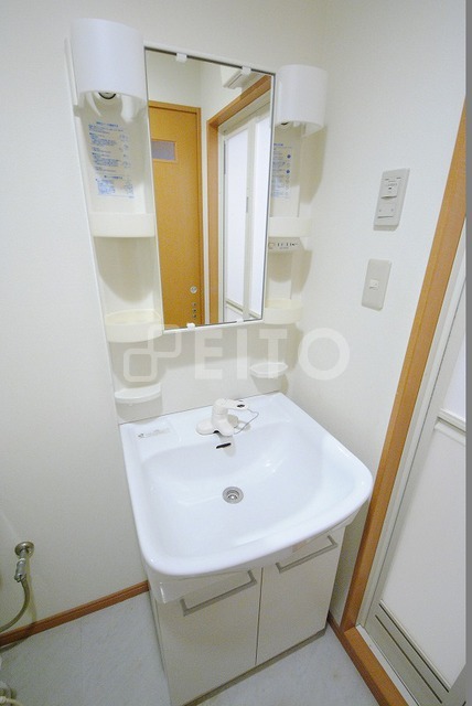 洗面設備　写真は２０３号室