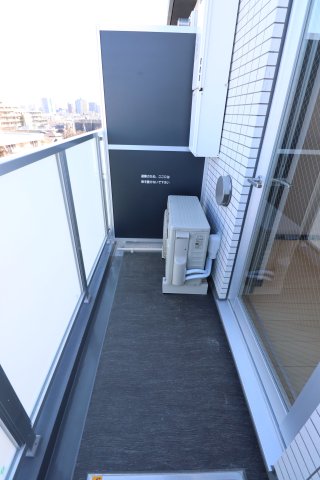 バルコニー　お洗濯にも便利なバルコニー付き