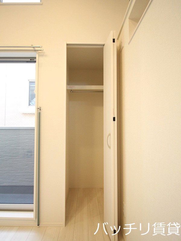 収納　画像は別号室タイプの為、現状を優先致します。