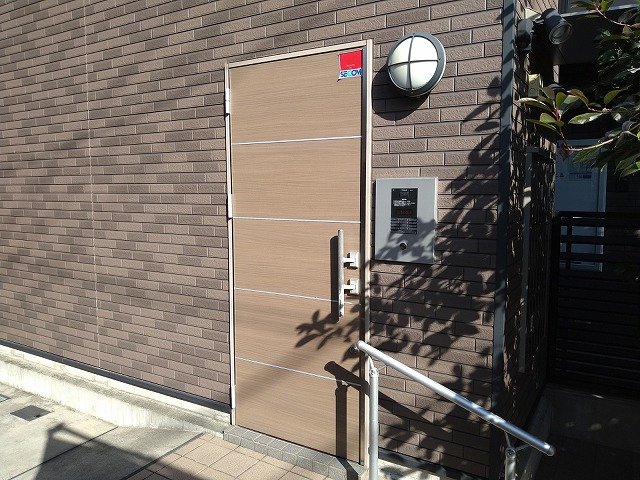 その他　オートロックゲート・防犯カメラ設置