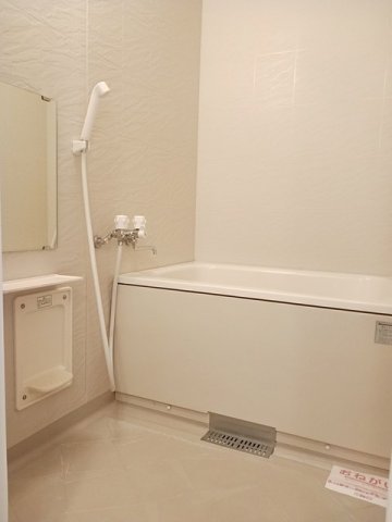 バス・シャワールーム　お風呂です