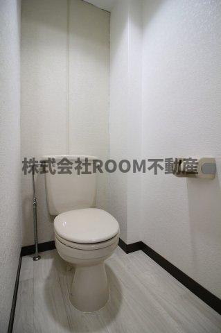 トイレ　落ち着いたトイレです