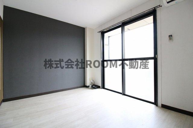 居室・リビング　ゆったり過ごせる居間です