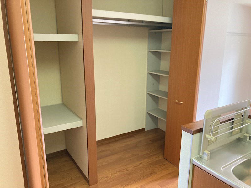 収納　102の画像です。