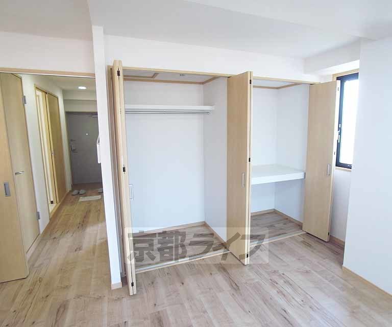 収納　大きめの収納で収納力もあります。