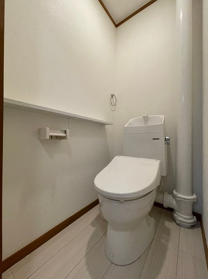 トイレ　※別部屋の写真です