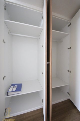 収納　コンフォリア北浜