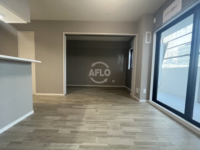 居室・リビング　グランステディ城東中央　リビング