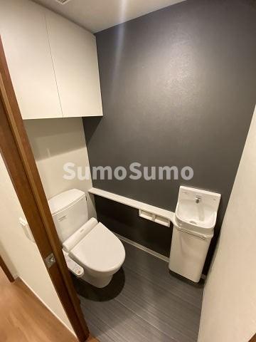 トイレ　清潔感のあるトイレです