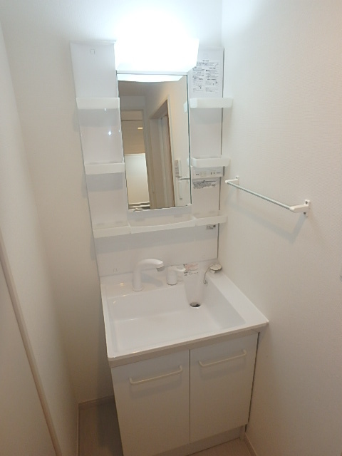 洗面設備　シャンプードレッサー必須ですね