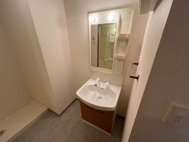 洗面設備　洗髪洗面化粧台