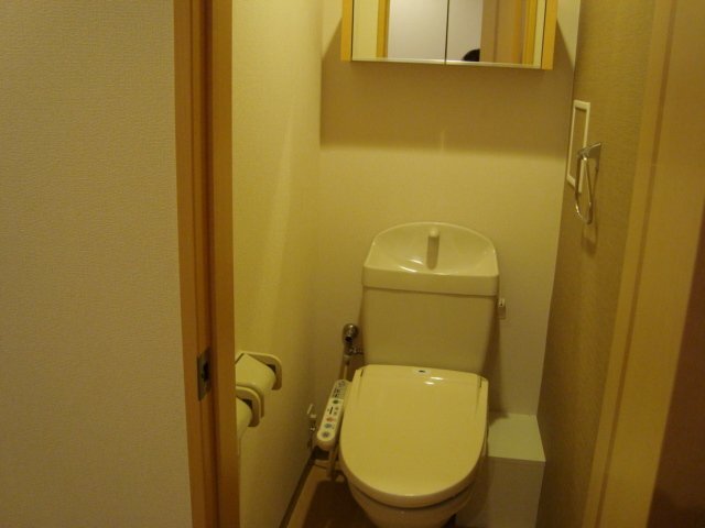 トイレ　シャワー付トイレ