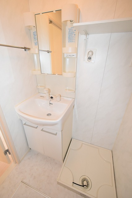 洗面設備　※参考写真