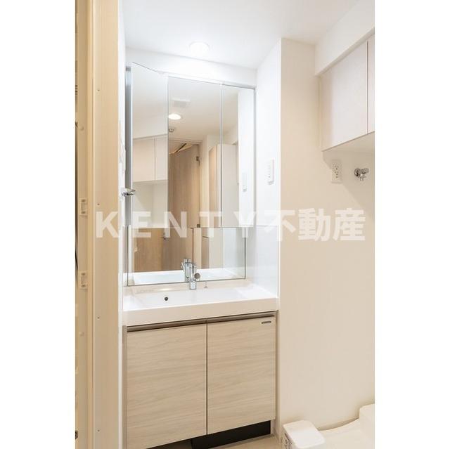 洗面設備　広い洗面スペース