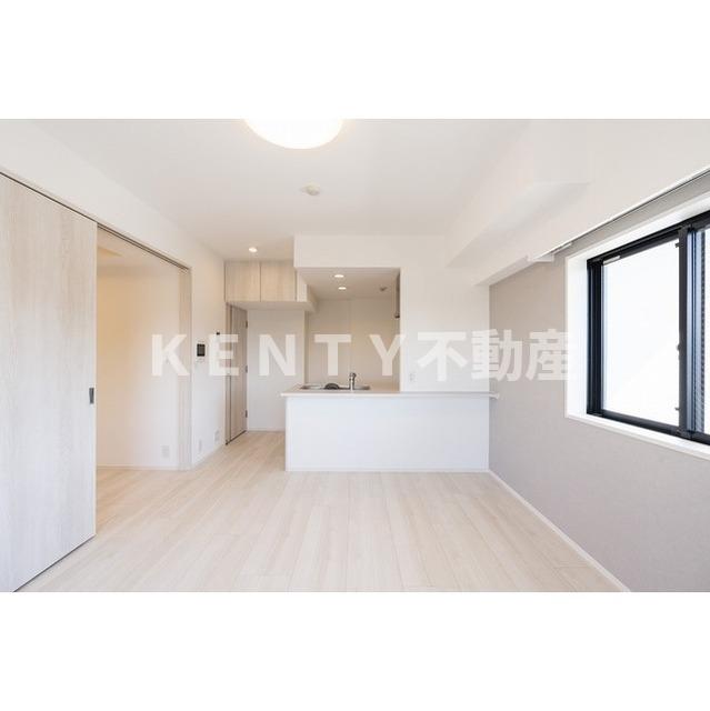 居室・リビング　ゆったり過ごせる居間です