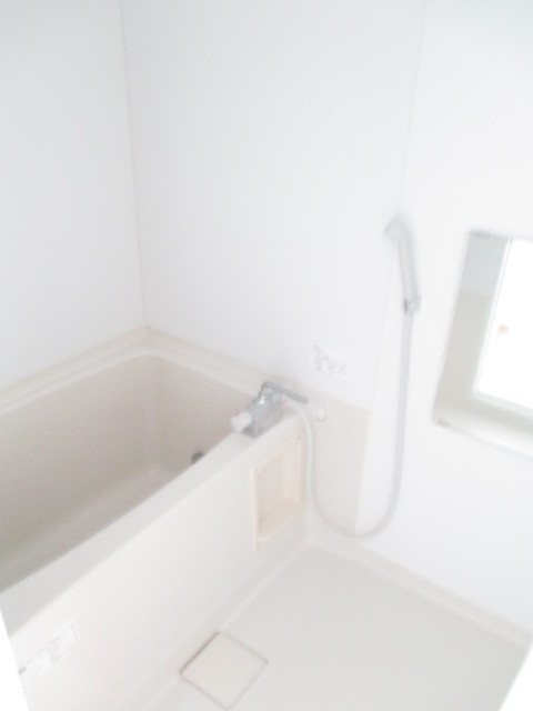 バス・シャワールーム　バスルーム※同タイプ参考写真