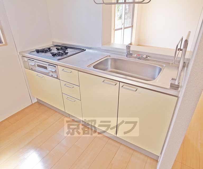 キッチン　お洒落なカウンターキッチンです。