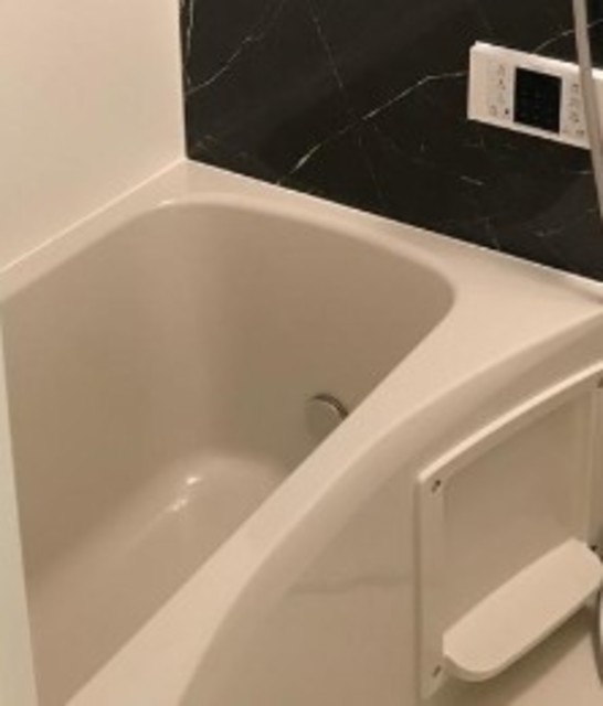 バス・シャワールーム　バスルーム