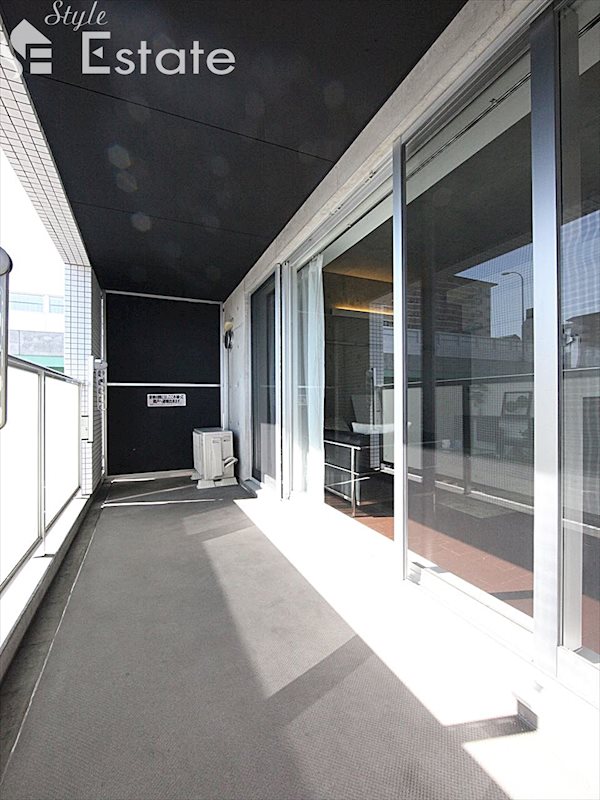 バルコニー　バルコニー