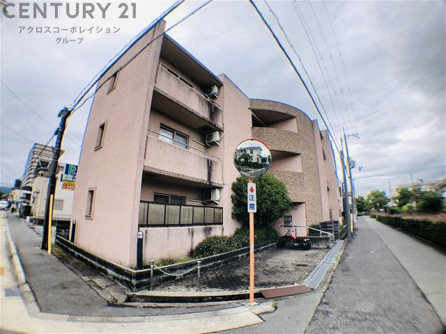 建物外観　敷地内に駐輪場あります！