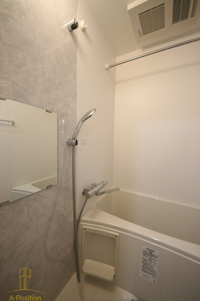 バス・シャワールーム　LIVIAZ　OSAKA　Verite