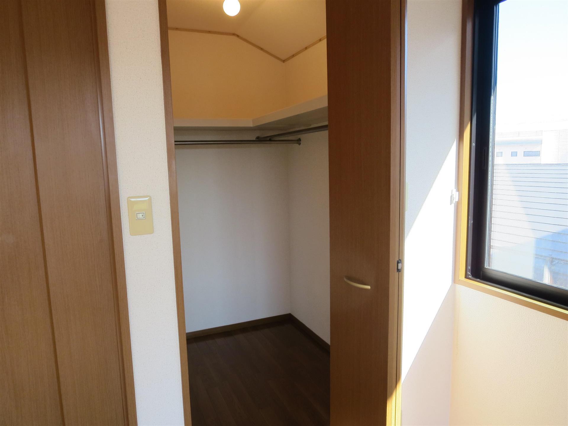 収納　ウォークインクローゼット