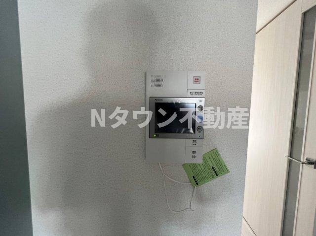セキュリティ　モニター付きインターフォンです。
