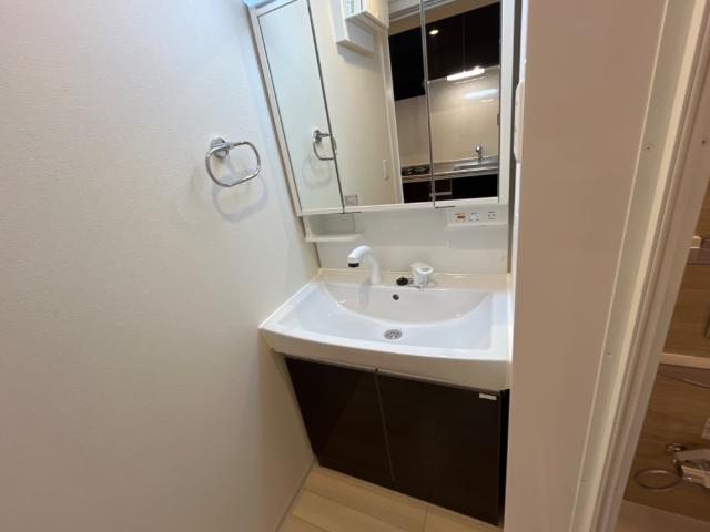 洗面設備　洗髪洗面化粧台