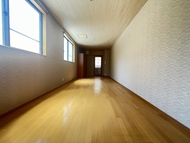 居室・リビング　使いやすい居間です