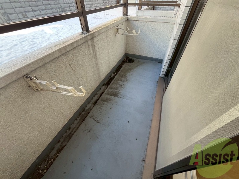 バルコニー　バルコニーです。天気の良い日には外干しができます！