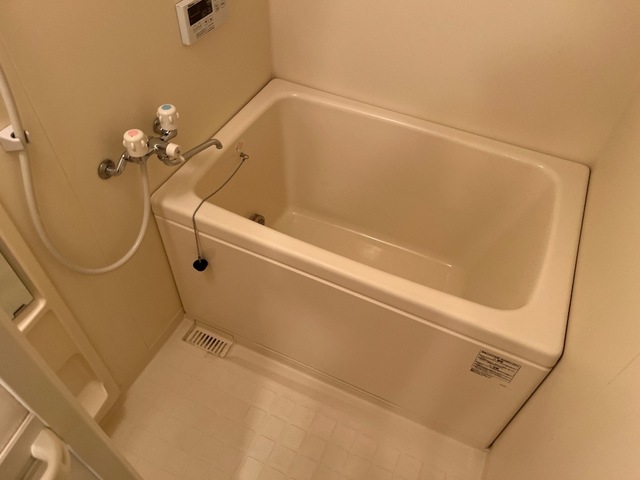 バス・シャワールーム　バス