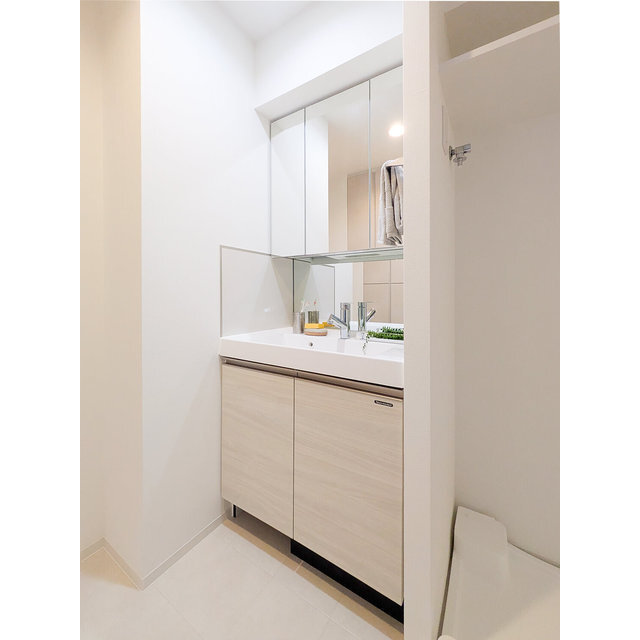 洗面設備　【家具・家電の備え付けはありません】