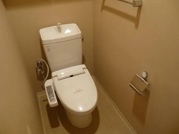 トイレ　ＭＹ　ＴＯＷＥＲ　ＲＥＳＩＤＥＮＣＥ