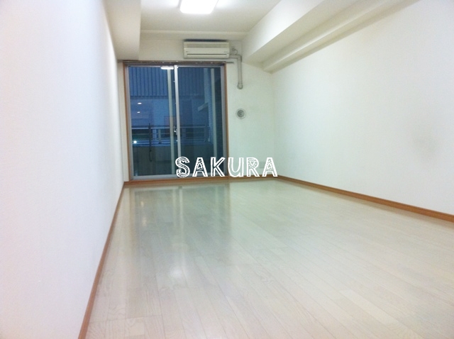 居室・リビング　使いやすい形の為、レイアウトを楽しめます♪