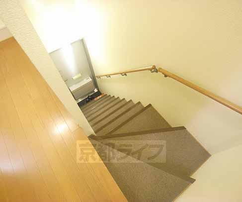 玄関　オシャレな階段・